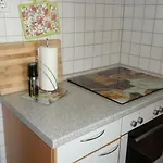 Roepersberg 아파트 *